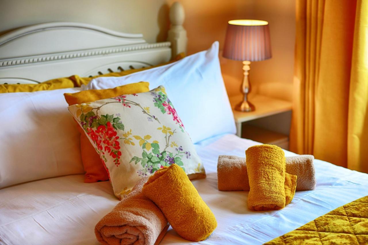 Dulrush Lodge Guest House, Restaurant And Self-Catering Belleek Bagian luar foto